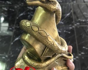Tượng rắn ôm rồng bằng đồng
