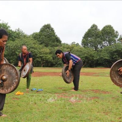 Bán cồng chiêng s’tiêng Bình Phước